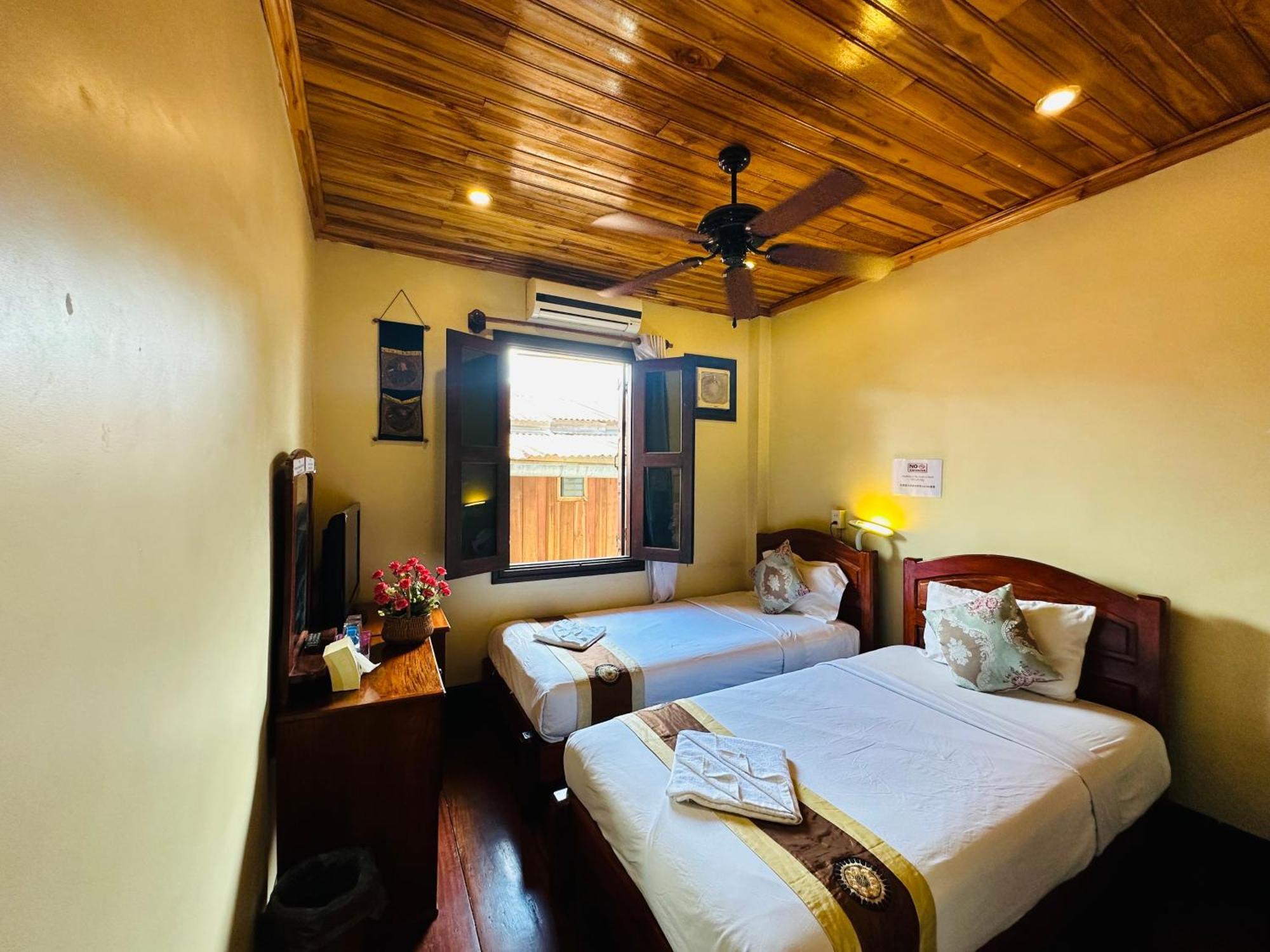 Anisa Mekong Riverside Villa Luang Prabang Dış mekan fotoğraf