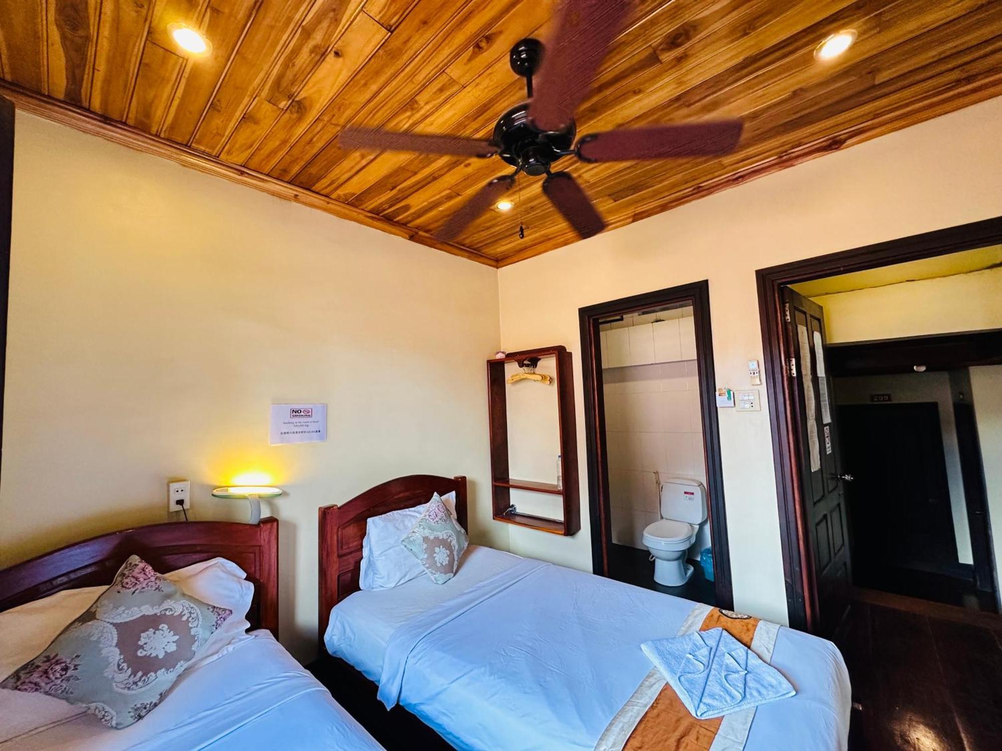 Anisa Mekong Riverside Villa Luang Prabang Dış mekan fotoğraf