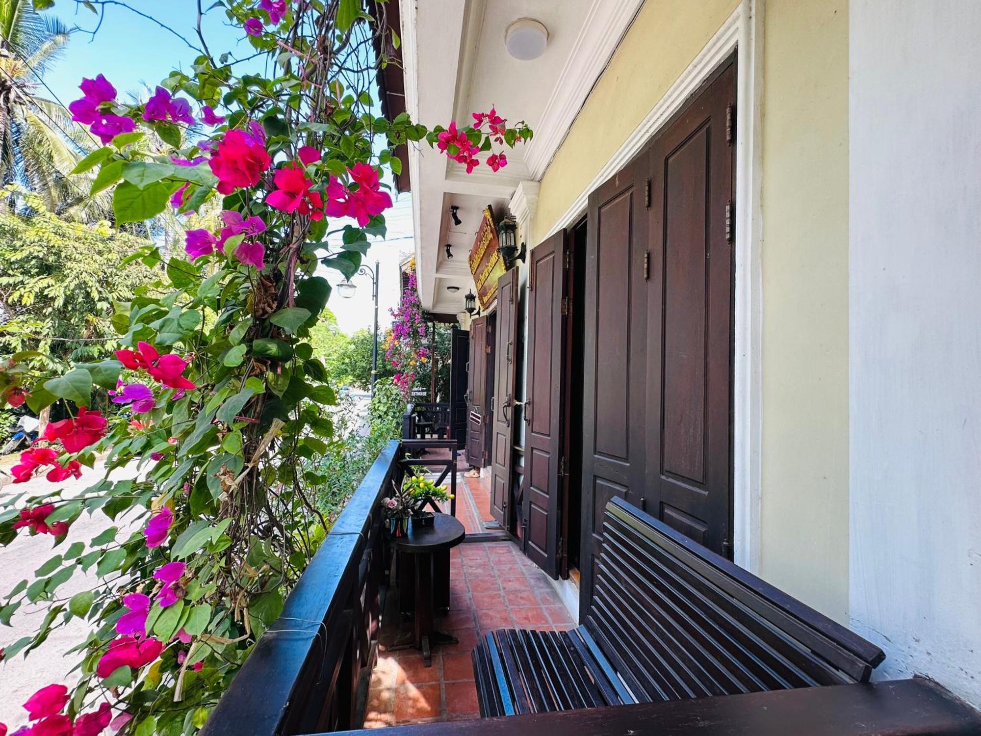 Anisa Mekong Riverside Villa Luang Prabang Dış mekan fotoğraf