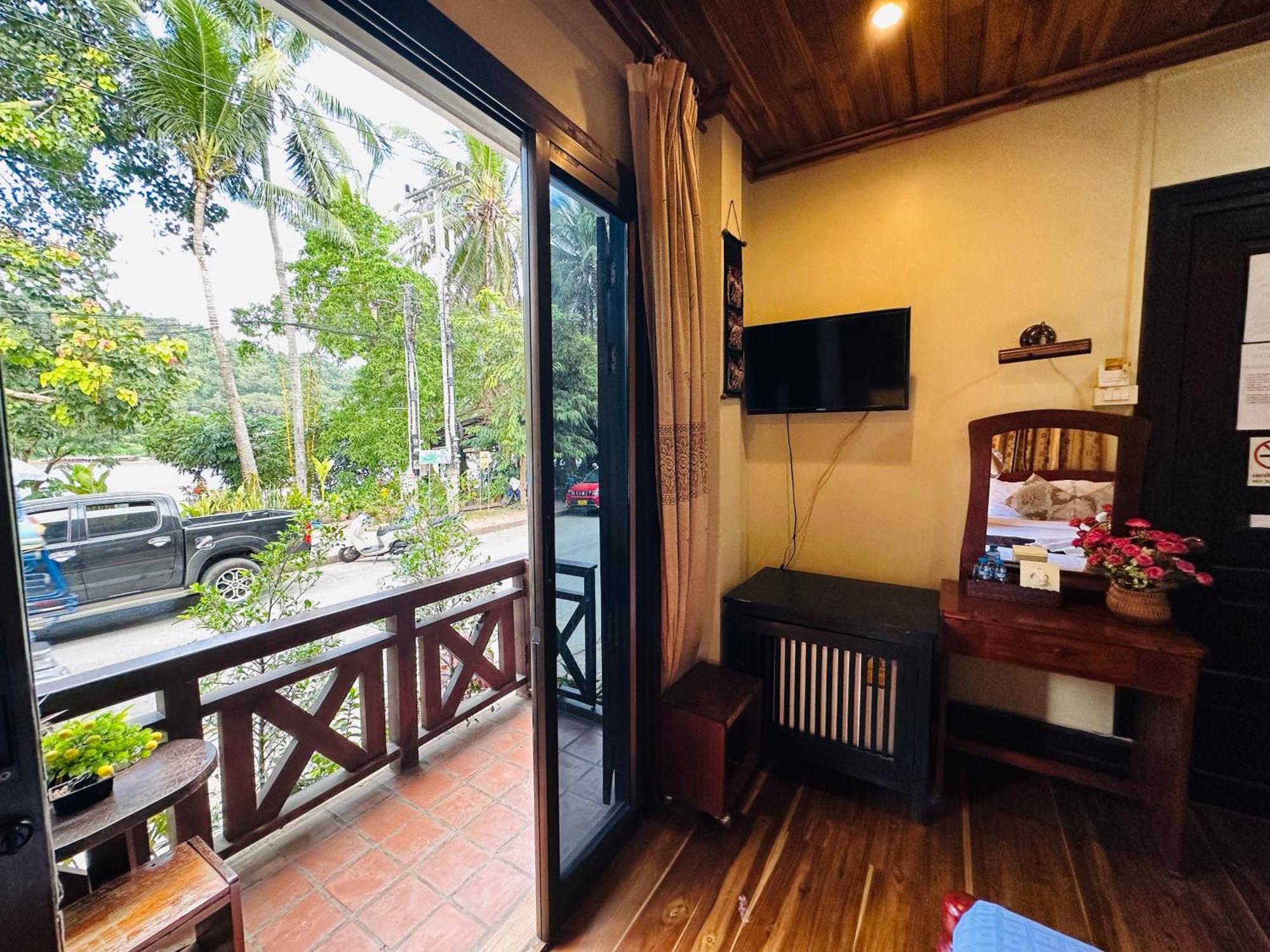 Anisa Mekong Riverside Villa Luang Prabang Dış mekan fotoğraf